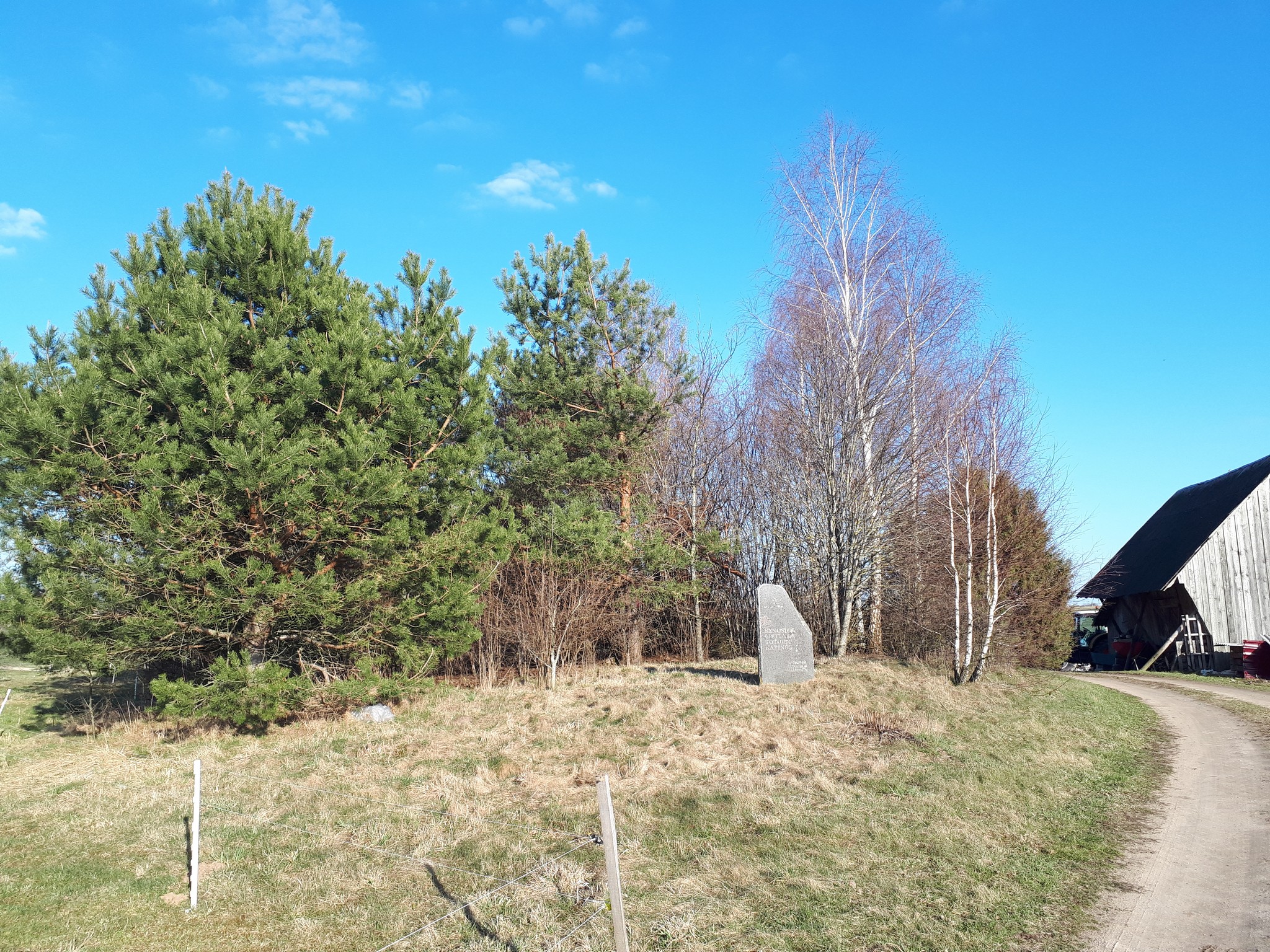 Raižių totorių IV senosios kapinės